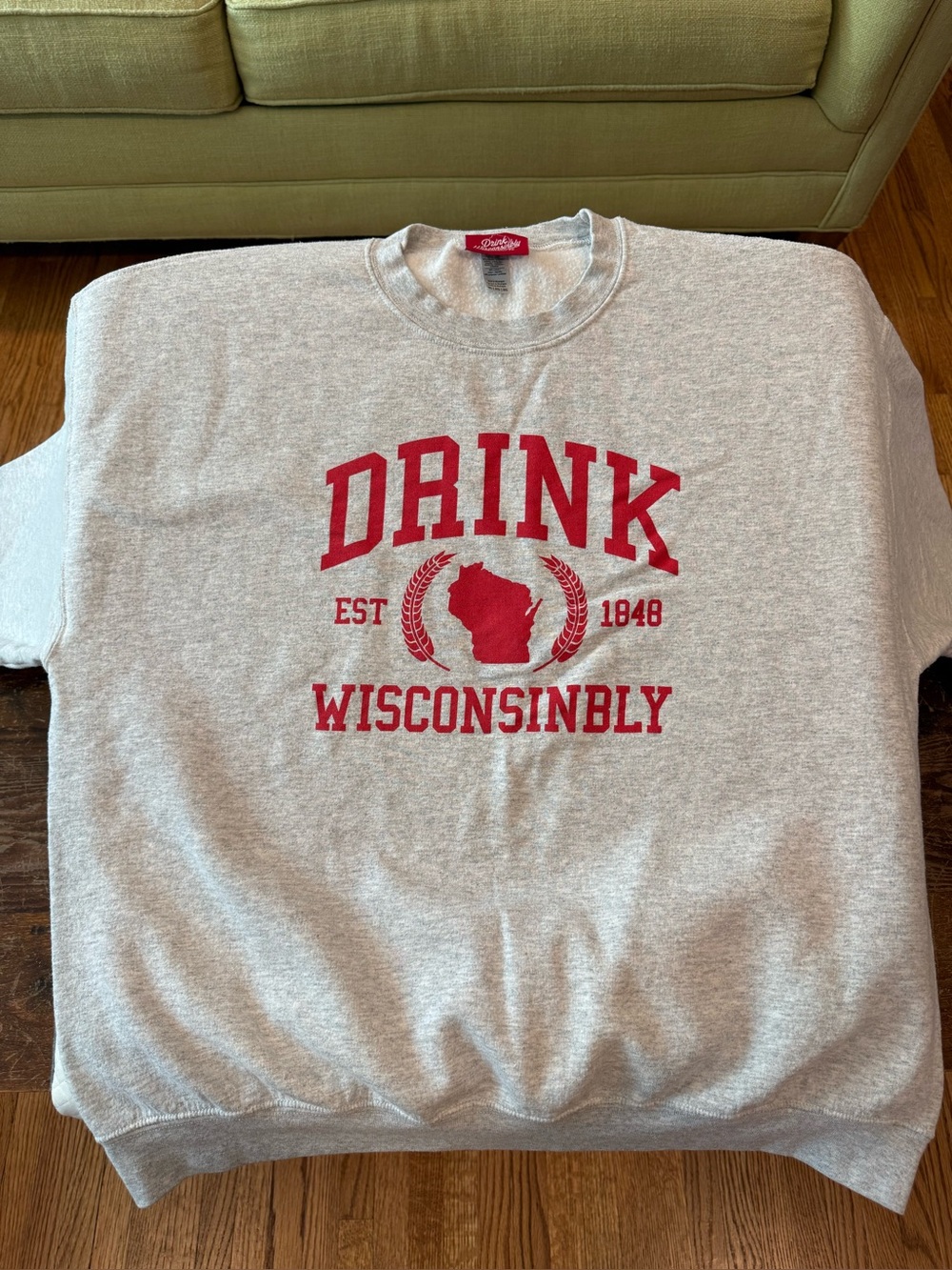 Drink Wisconsinbly Men's XXL Crewneck Sweatshirt - Light Gray